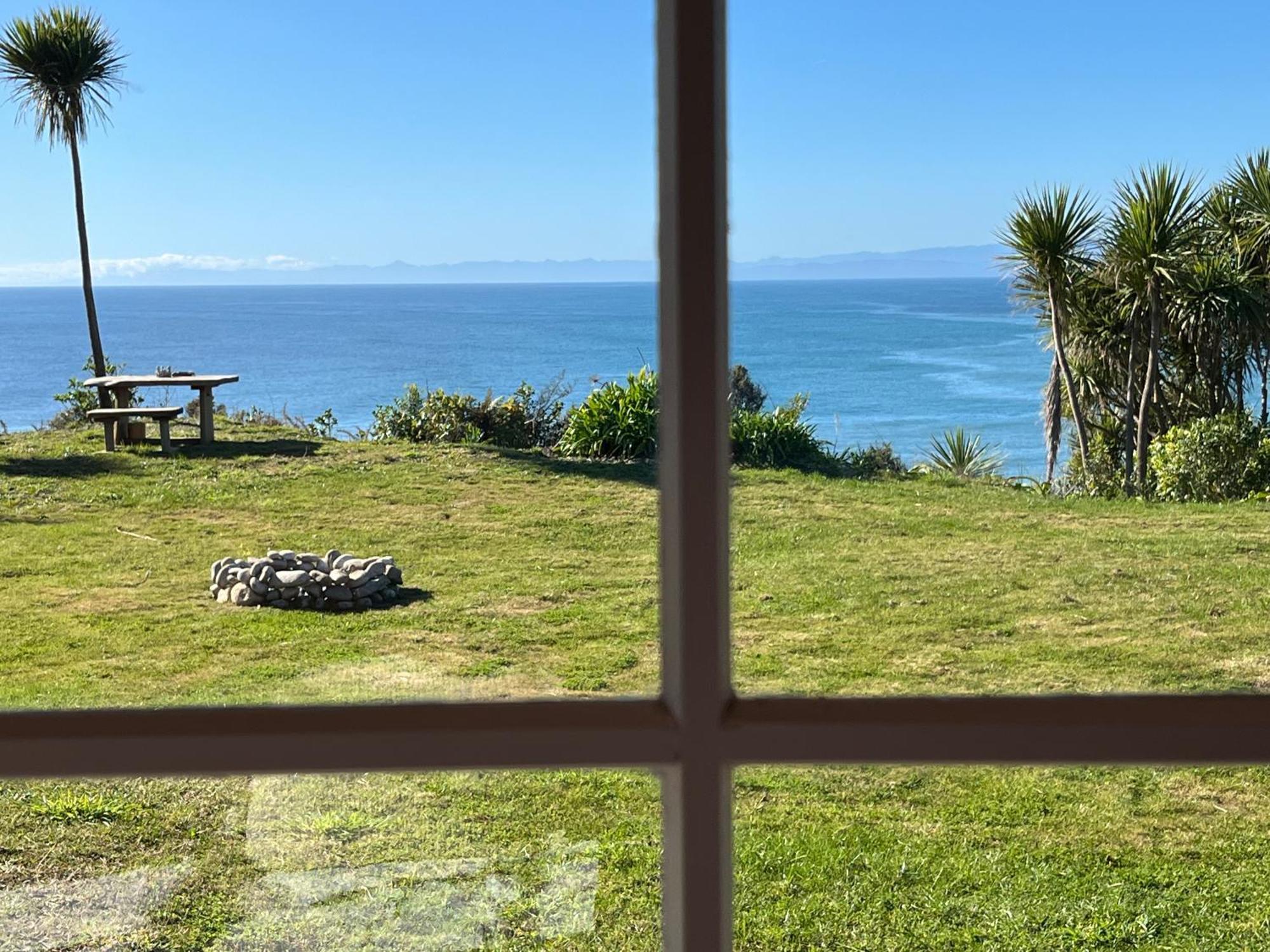 Cape Foulwind Clifftop Cabin ภายนอก รูปภาพ